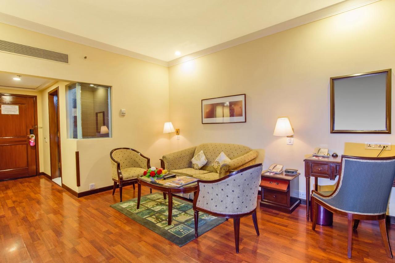 The Soaltee Kathmandu Hotel Buitenkant foto