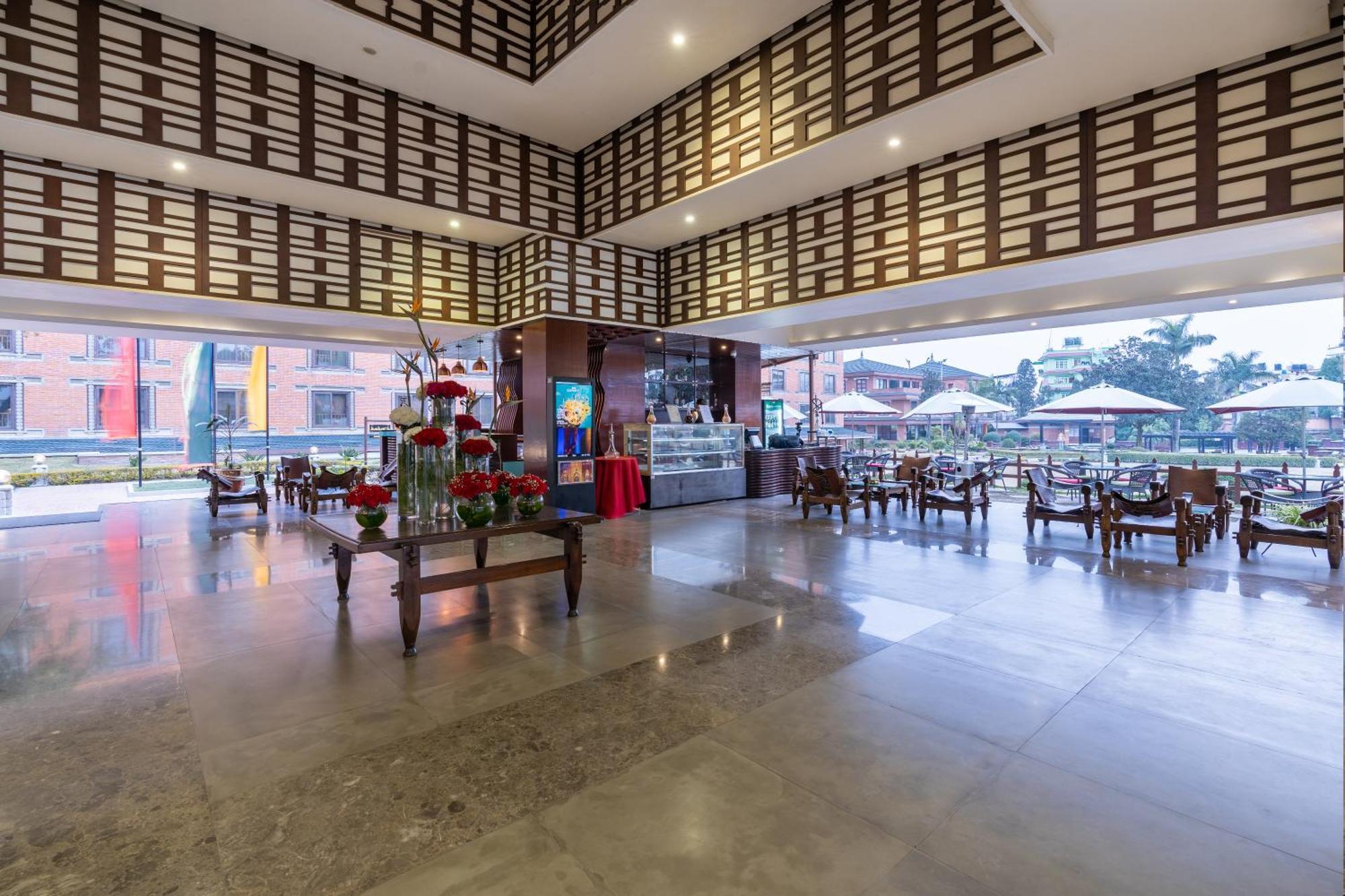 The Soaltee Kathmandu Hotel Buitenkant foto